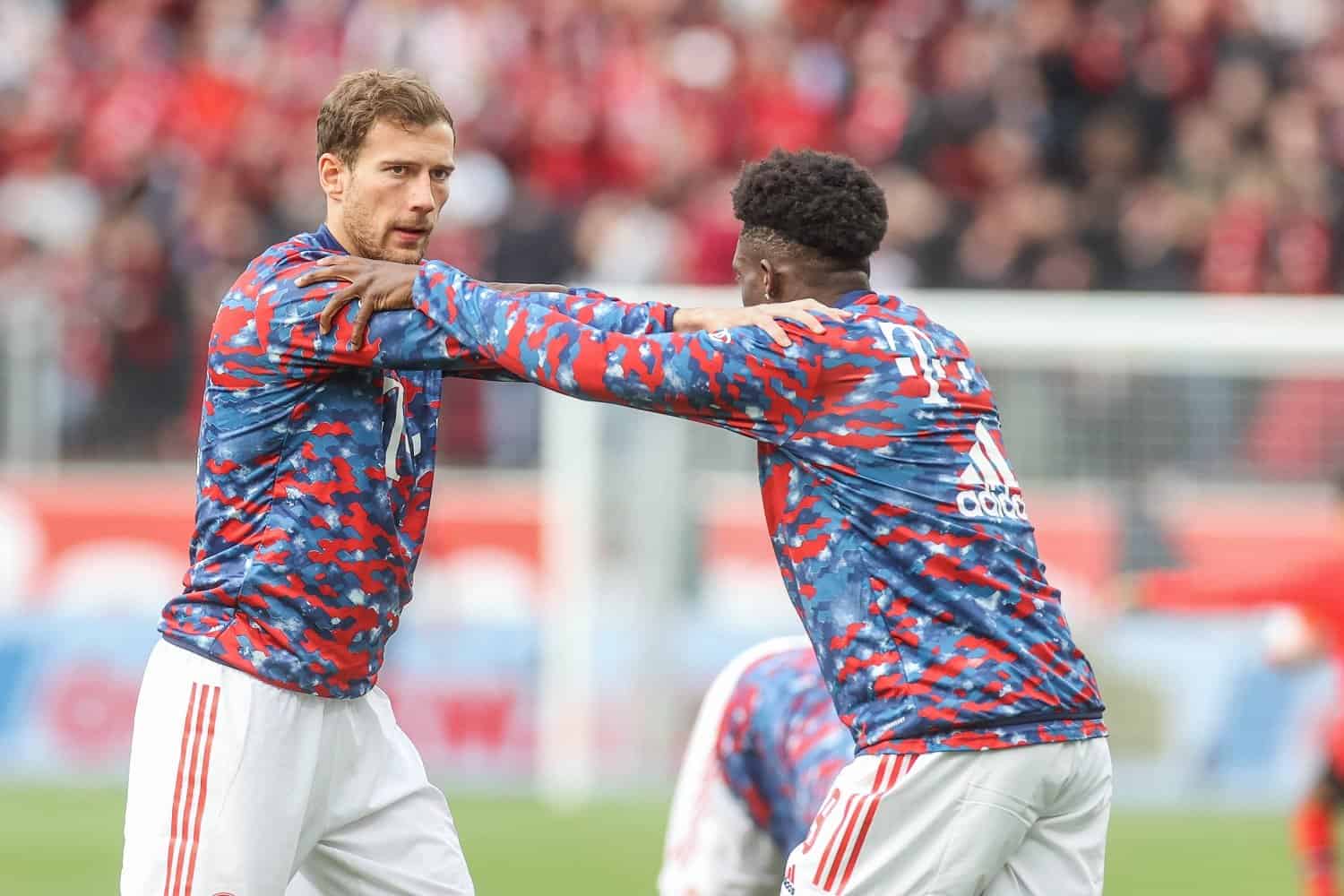 Leon Goretzka und Alphonso Davies