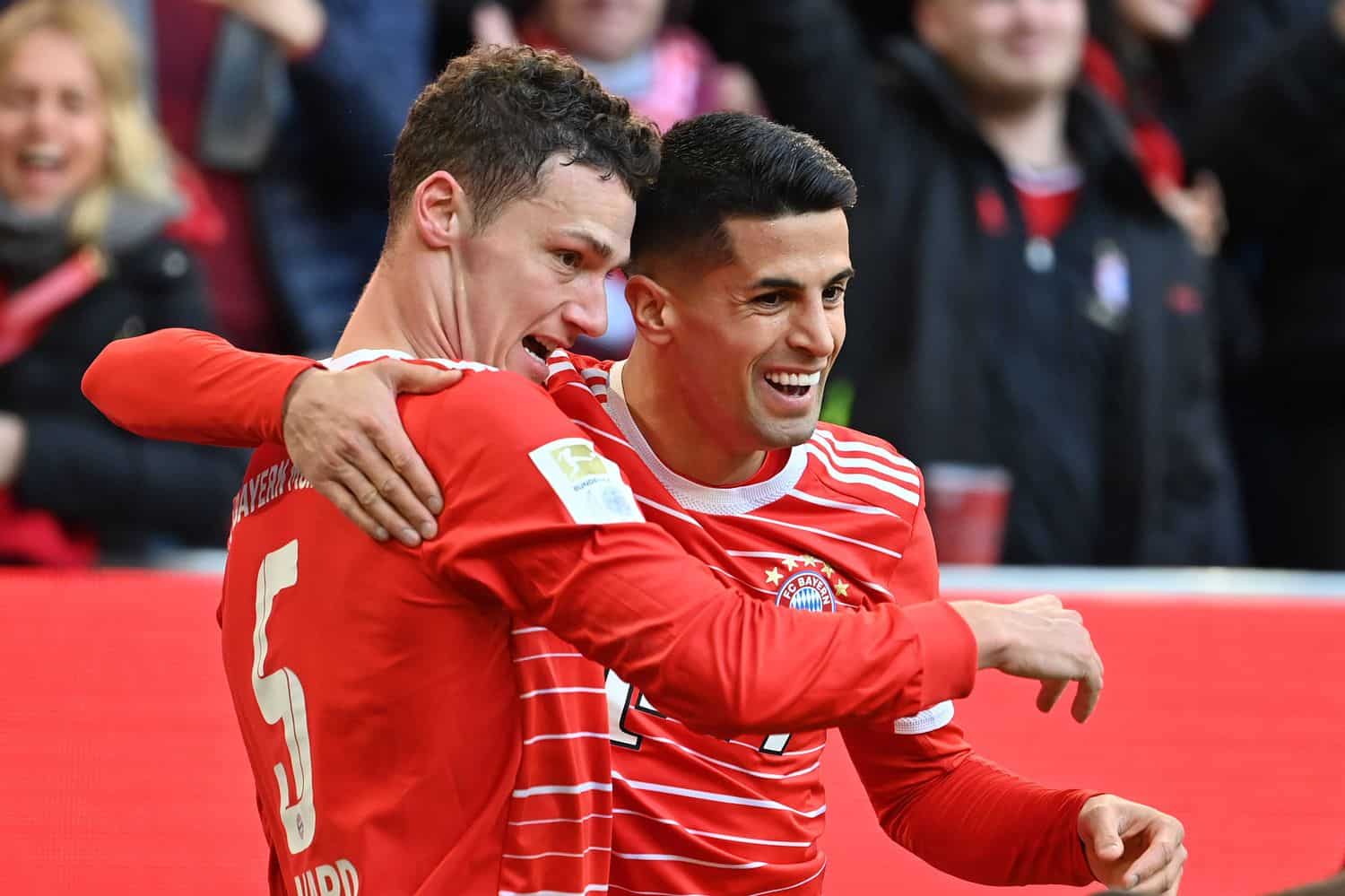 Benjamin Pavard und Joao Cancelo