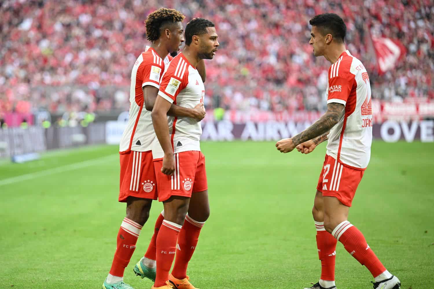 Serge Gnabry und Joao Cancelo