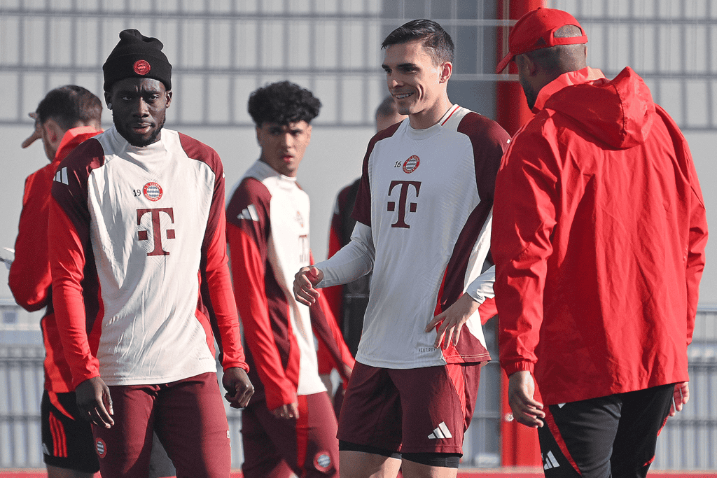 Alphonso Davies Joao Palhinha