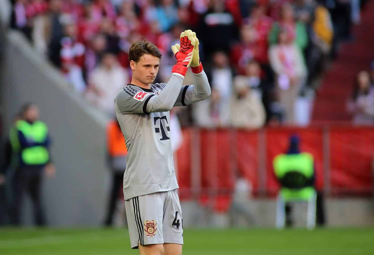 Jonas Urbig