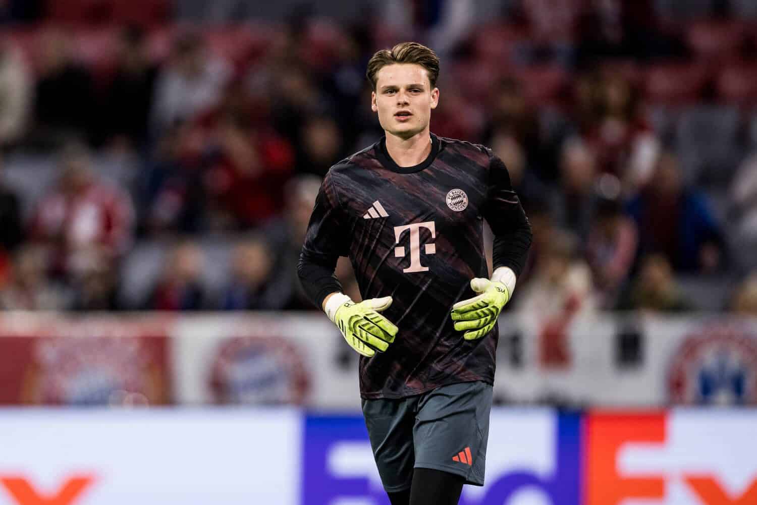 Jonas Urbig