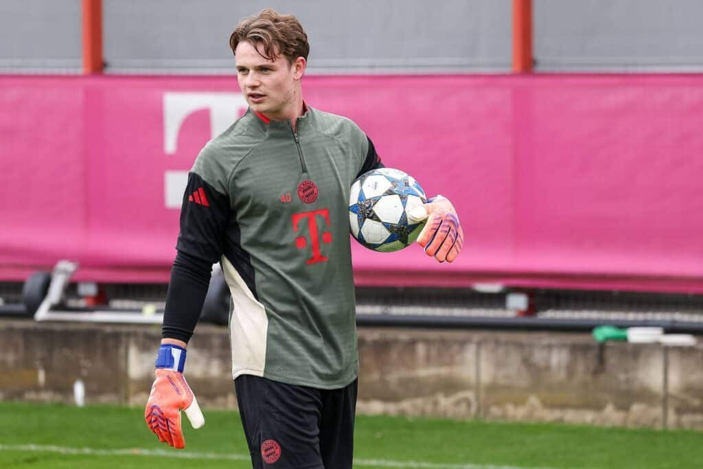 Jonas Urbig