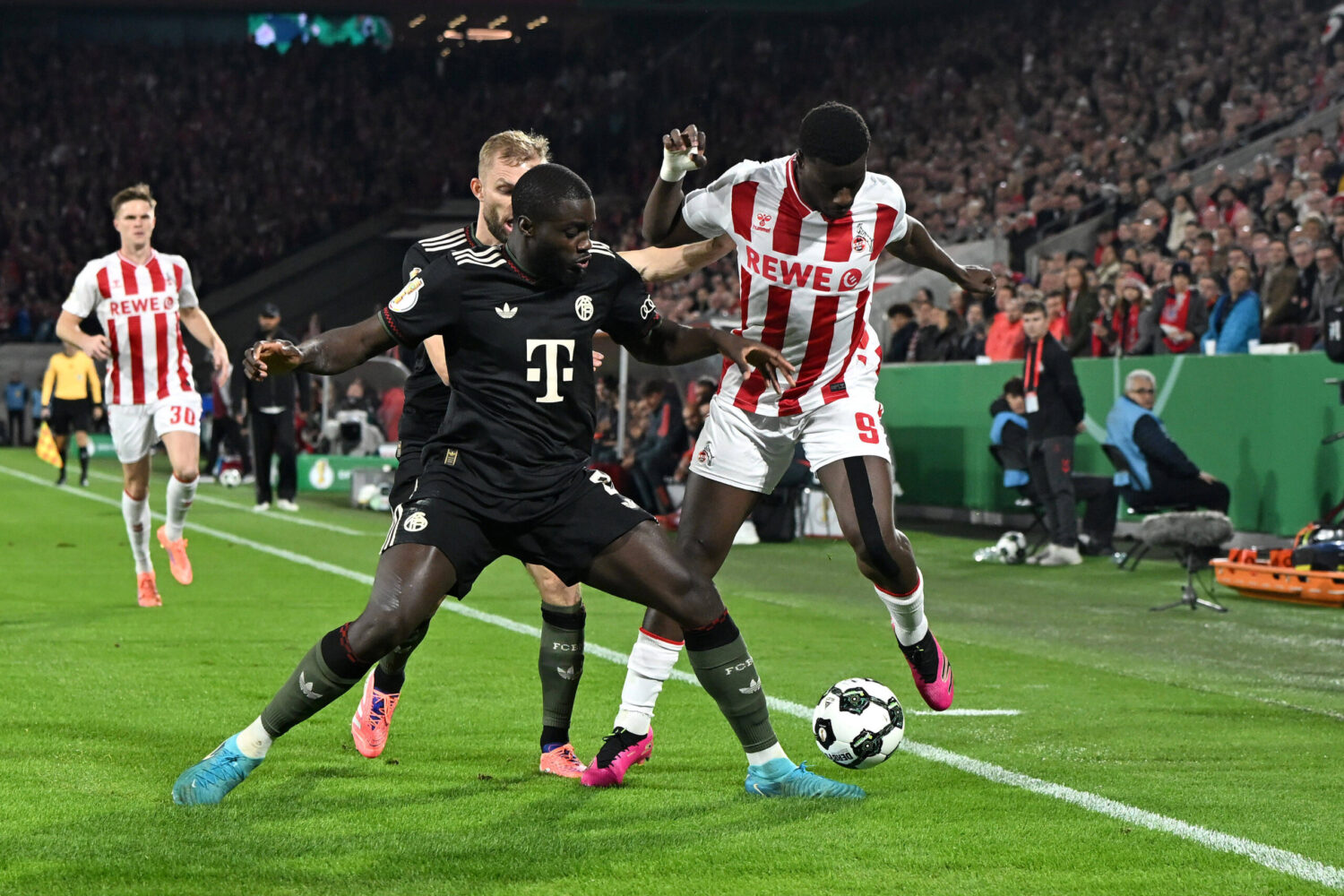 Ragnar Ache, Dayot Upamecano
