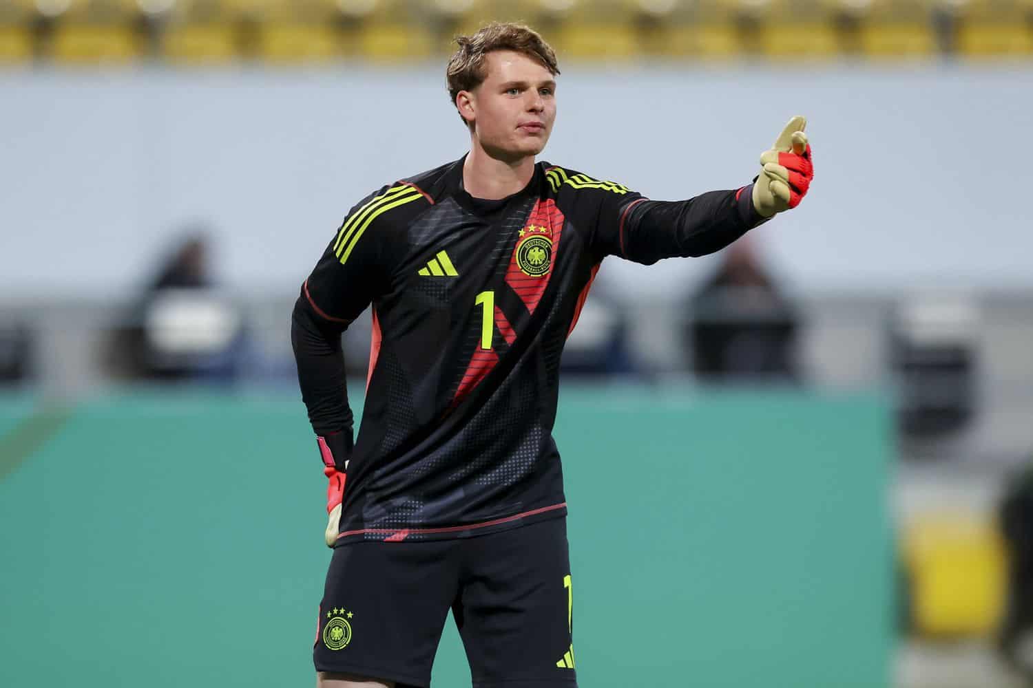 Jonas Urbig