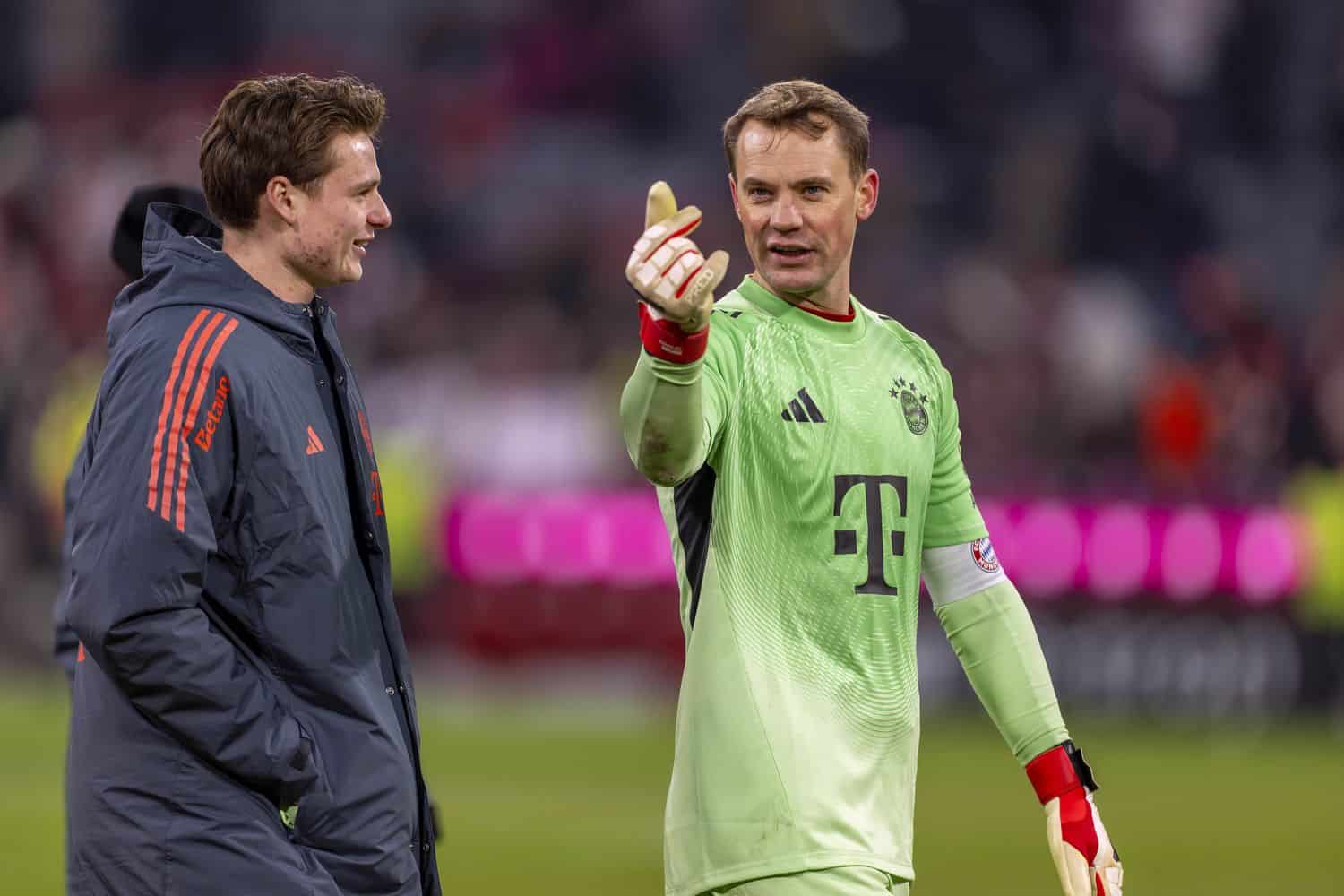 Jonas Urbig, Manuel Neuer