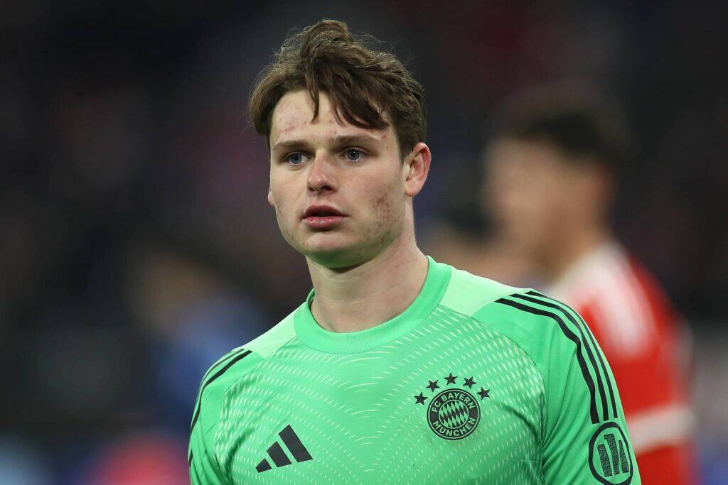 Jonas Urbig