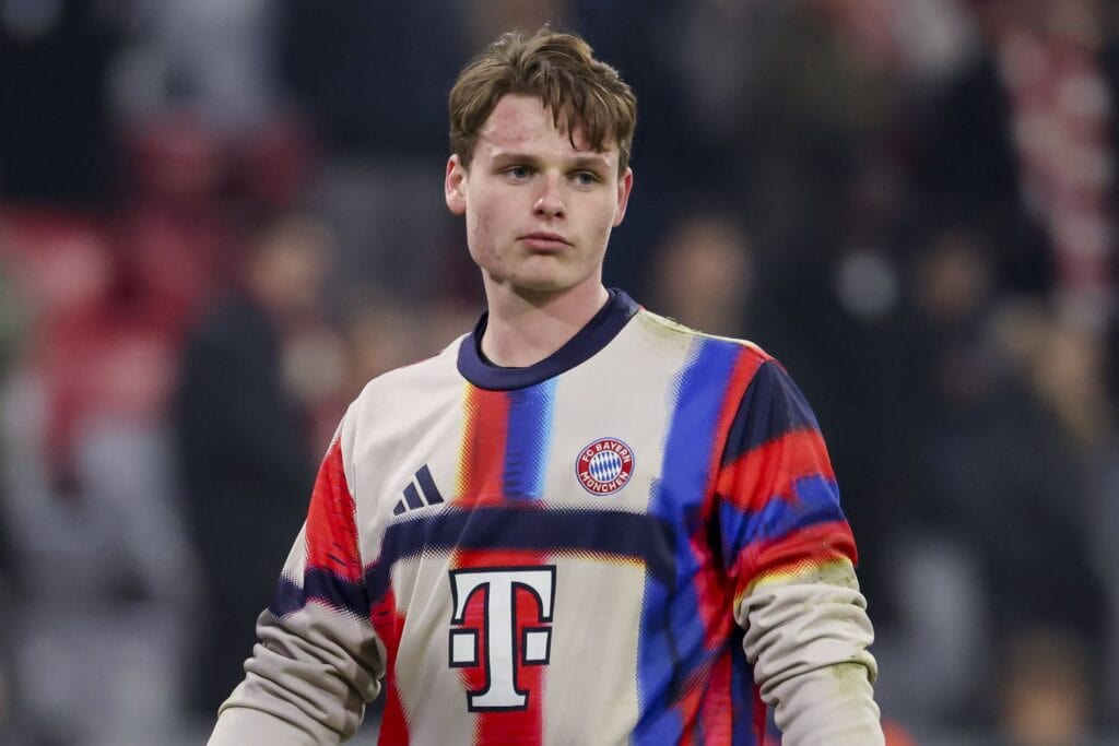 Jonas Urbig
